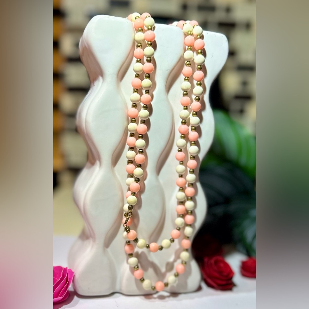 Vintage coral and white beaded necklace